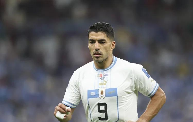 乌拉圭挑战意大利，德保利球场比赛