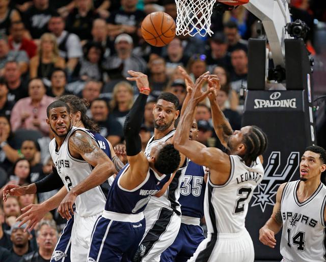 马刺全员发挥出色，拿下胜利强势晋级