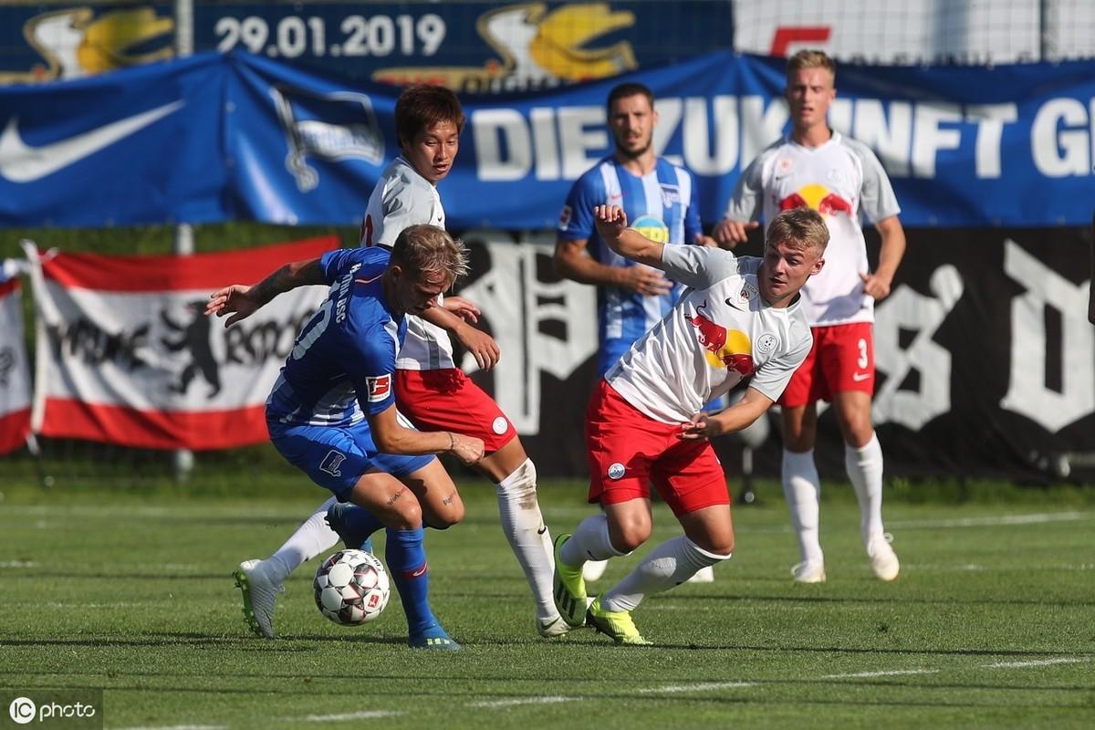 不来梅队长表现出色，率队战胜对手的简单介绍