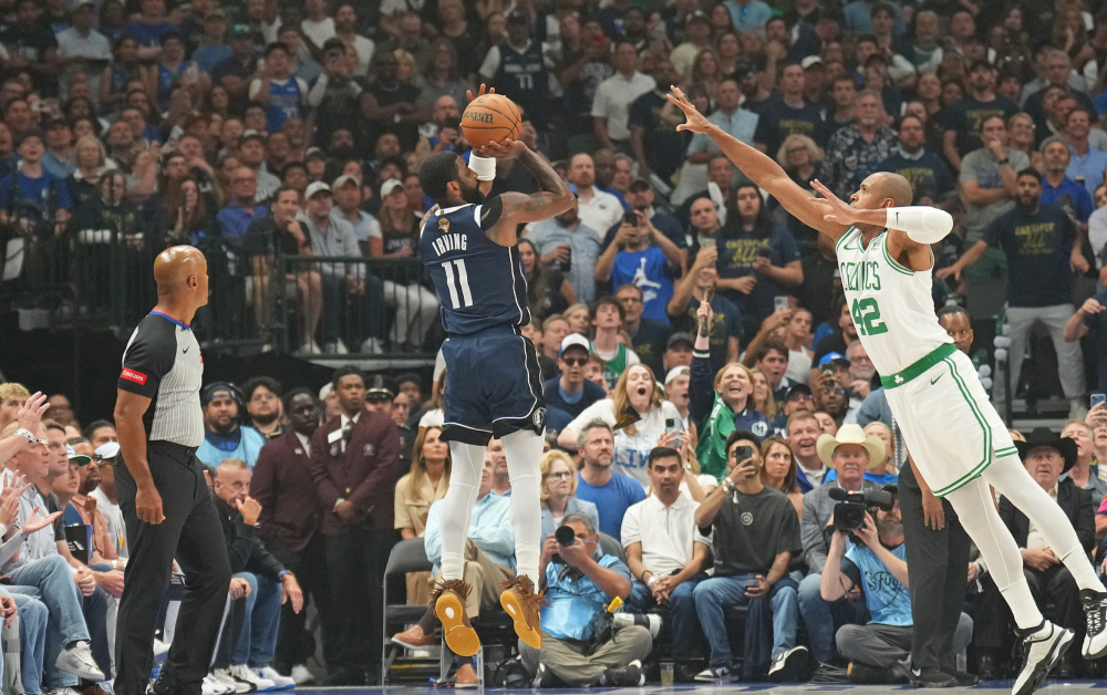 包含欧文再战篮球赛场，绿衫军豪取连胜的词条