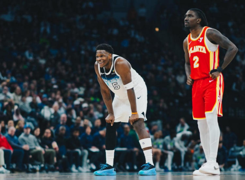 包含公牛后卫突破封防，助力球队击败灰熊保持不败的词条