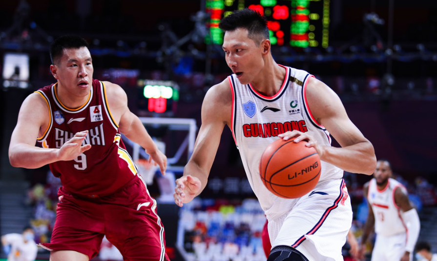 包含誓师大会现场华丽亮相！篮球精英竞技场上展招牌技术的词条