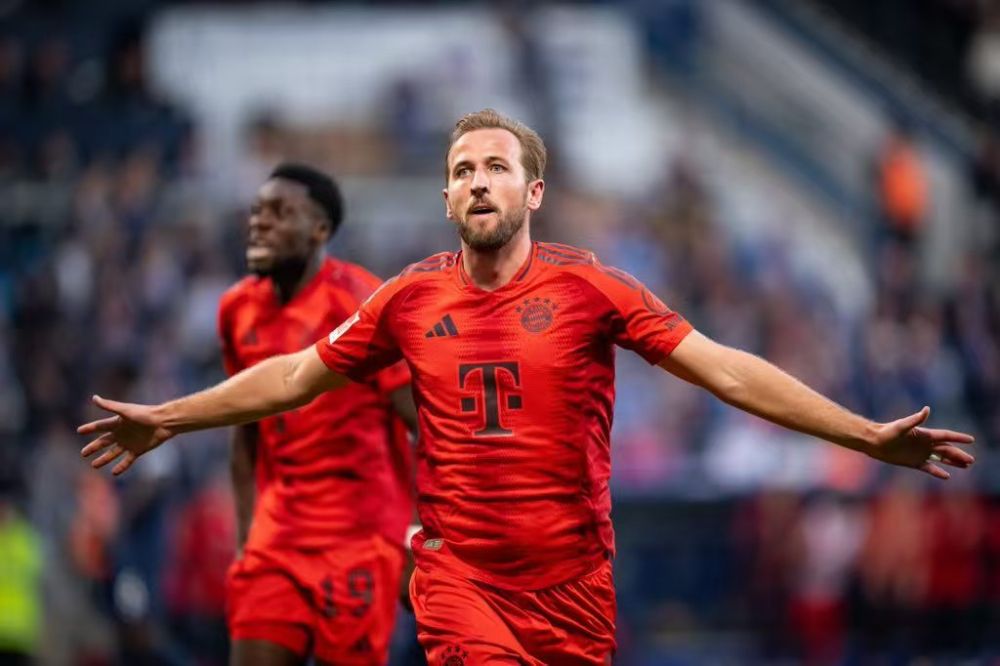 法兰克福全队出色发挥，大胜对手