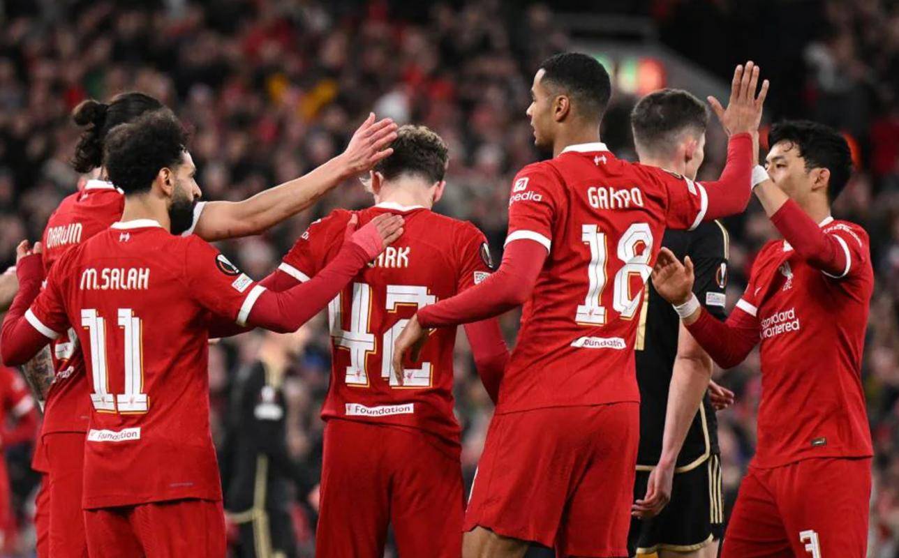 包含利物浦主场大捷，连胜势头强劲的词条