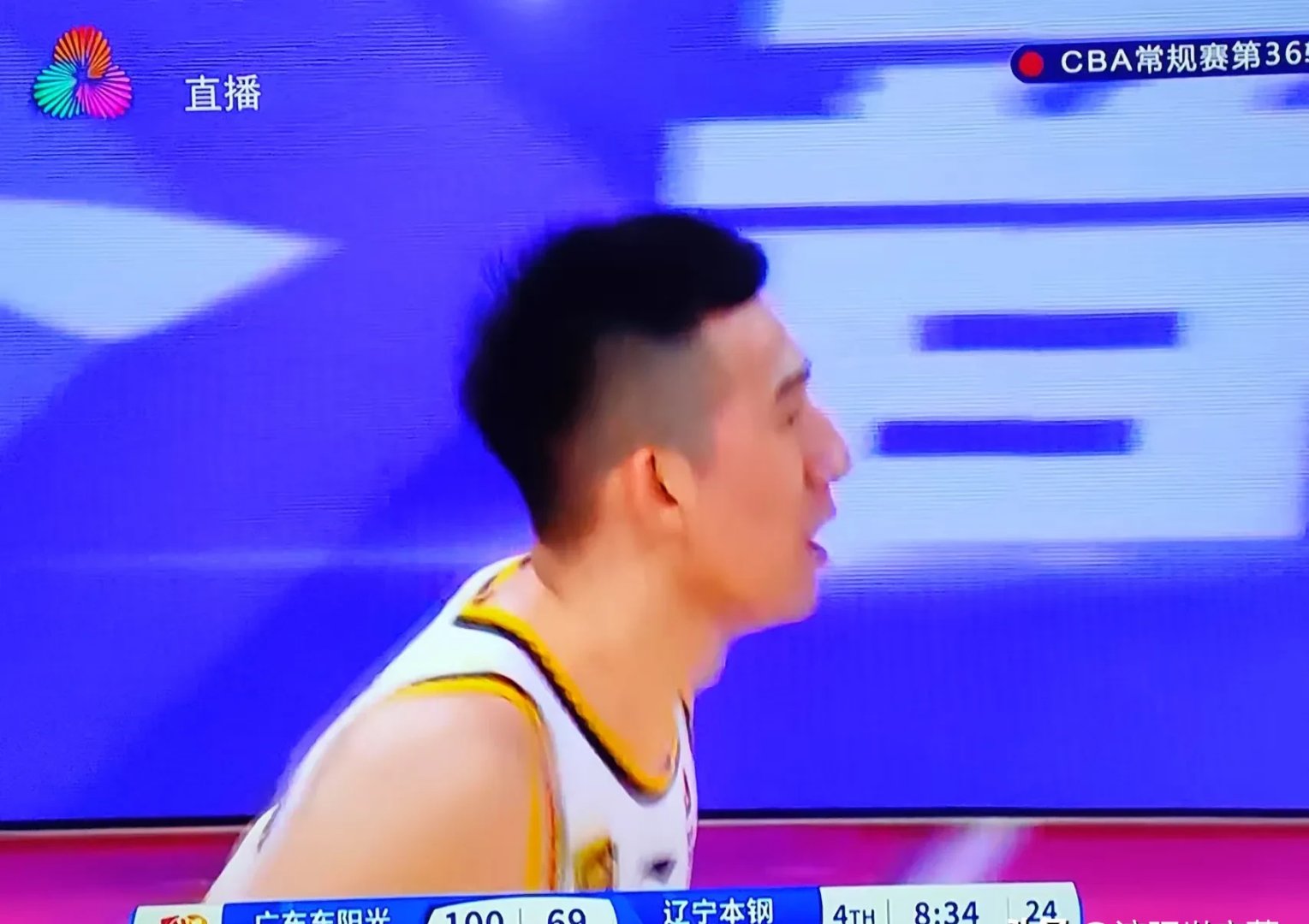 广东宏远主帅引发争议，遭遇赛后封禁