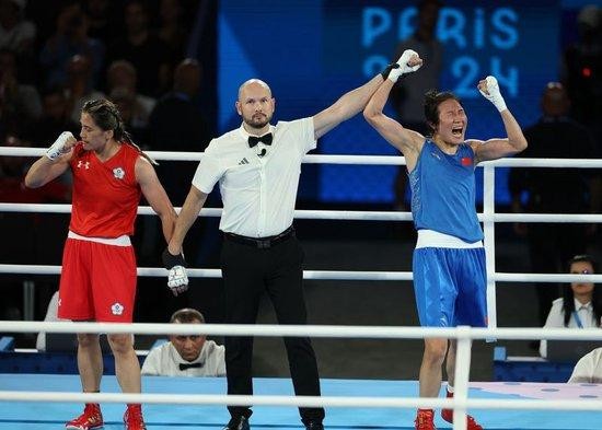 阿尔及利亚跳水选手刷新记录