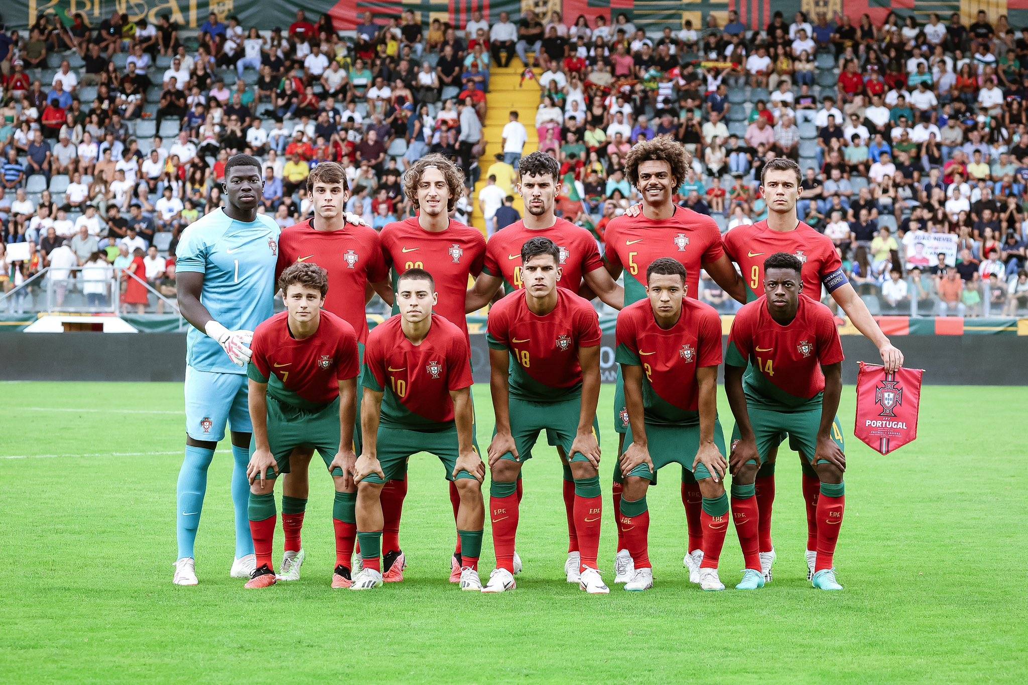 关于法国负于葡萄牙，欧预赛形势岌岌可危的信息