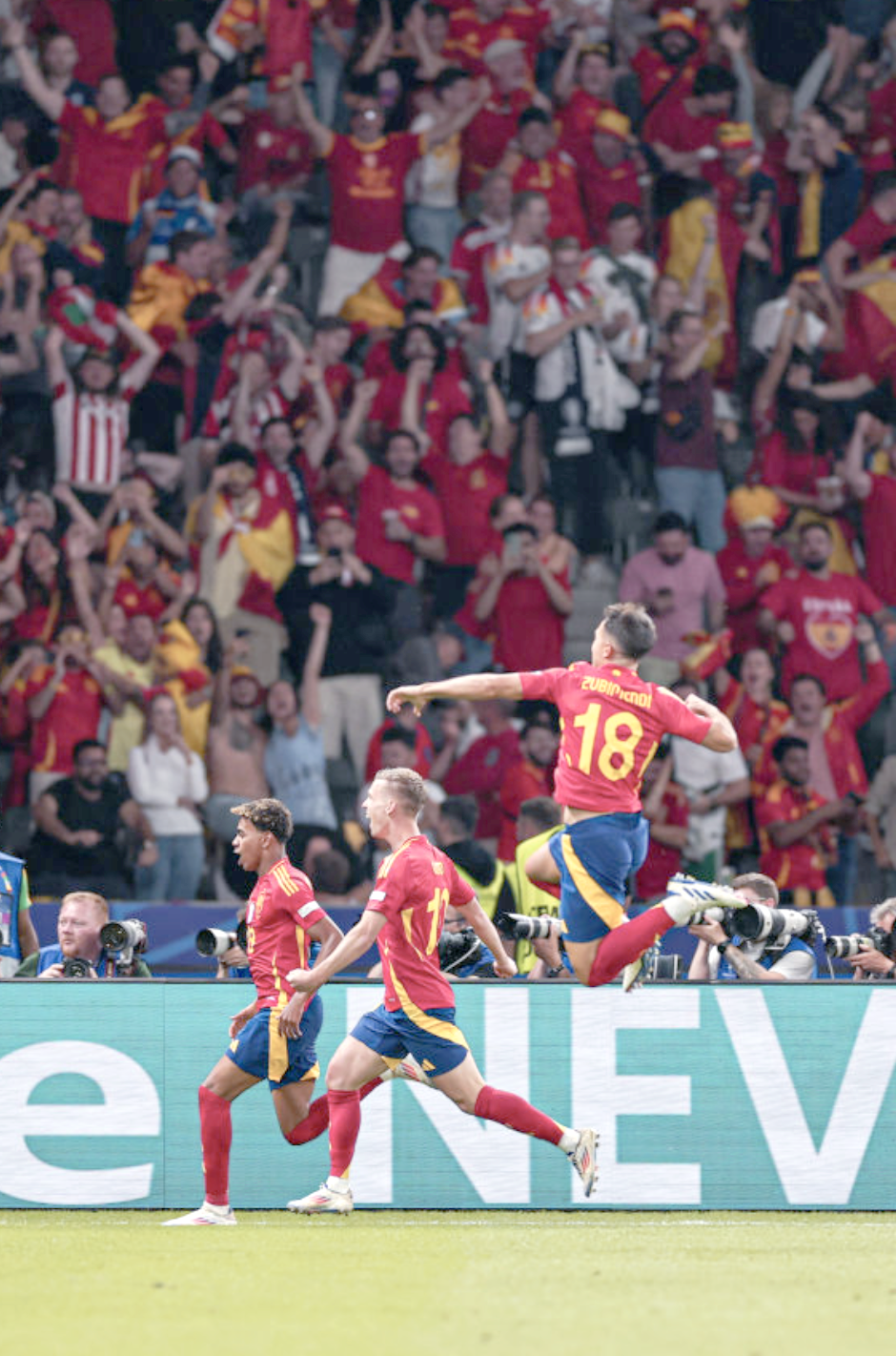 西班牙大胜阿曼，晋级欧洲杯强