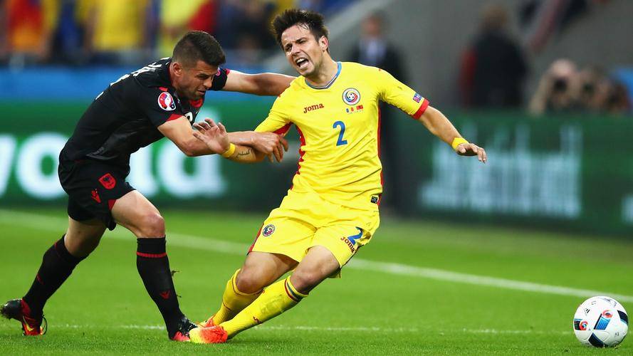 冰岛-战胜阿尔巴尼亚，欧预赛领跑小组的简单介绍