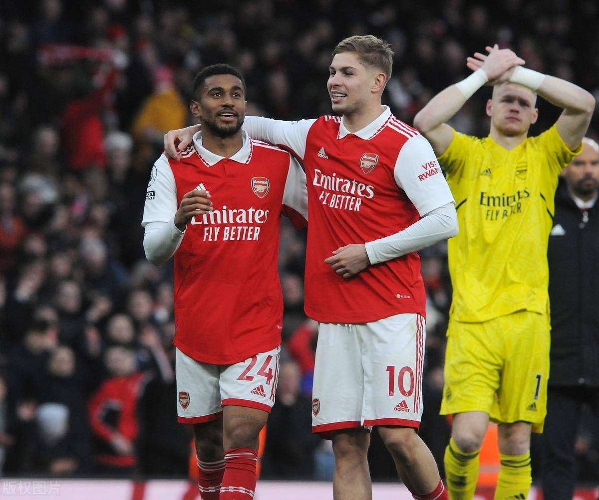 阿森纳逆转战胜伯恩茅斯，继续前行