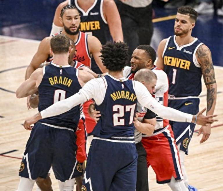 快船再次取得胜利，伦纳德砍下三双数据的简单介绍