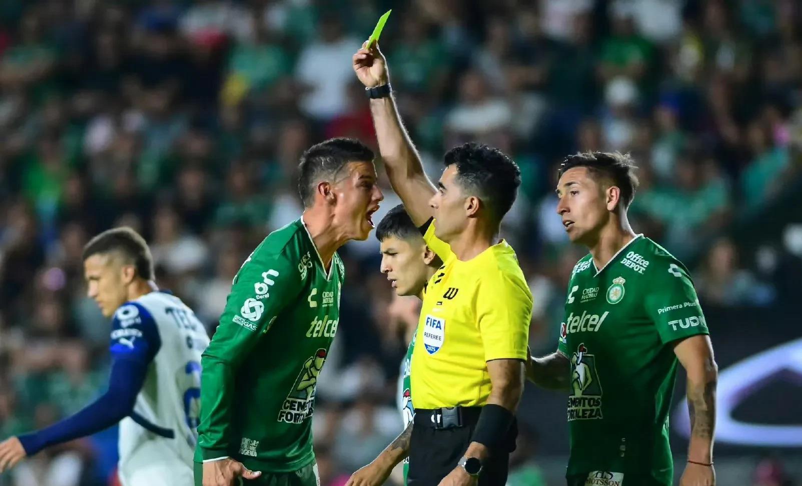 墨西哥球队成功晋级美洲杯半决赛