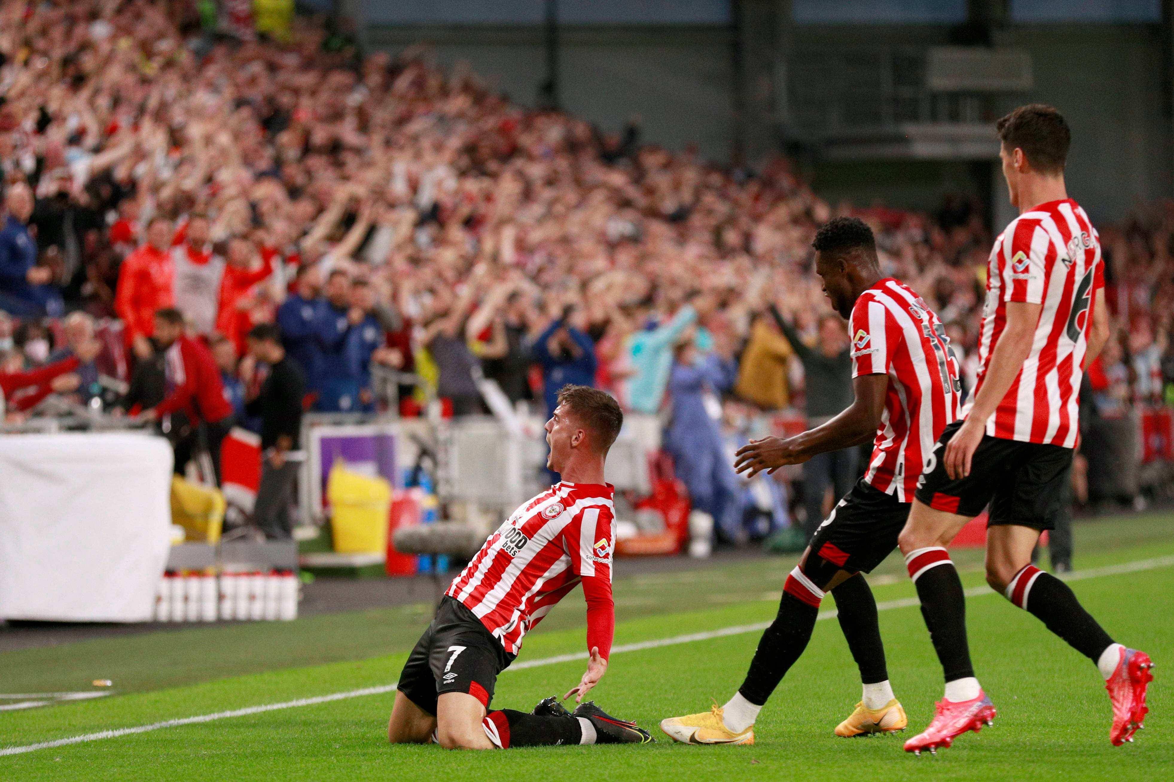 沃特福德客场大胜，晋级英超前四！