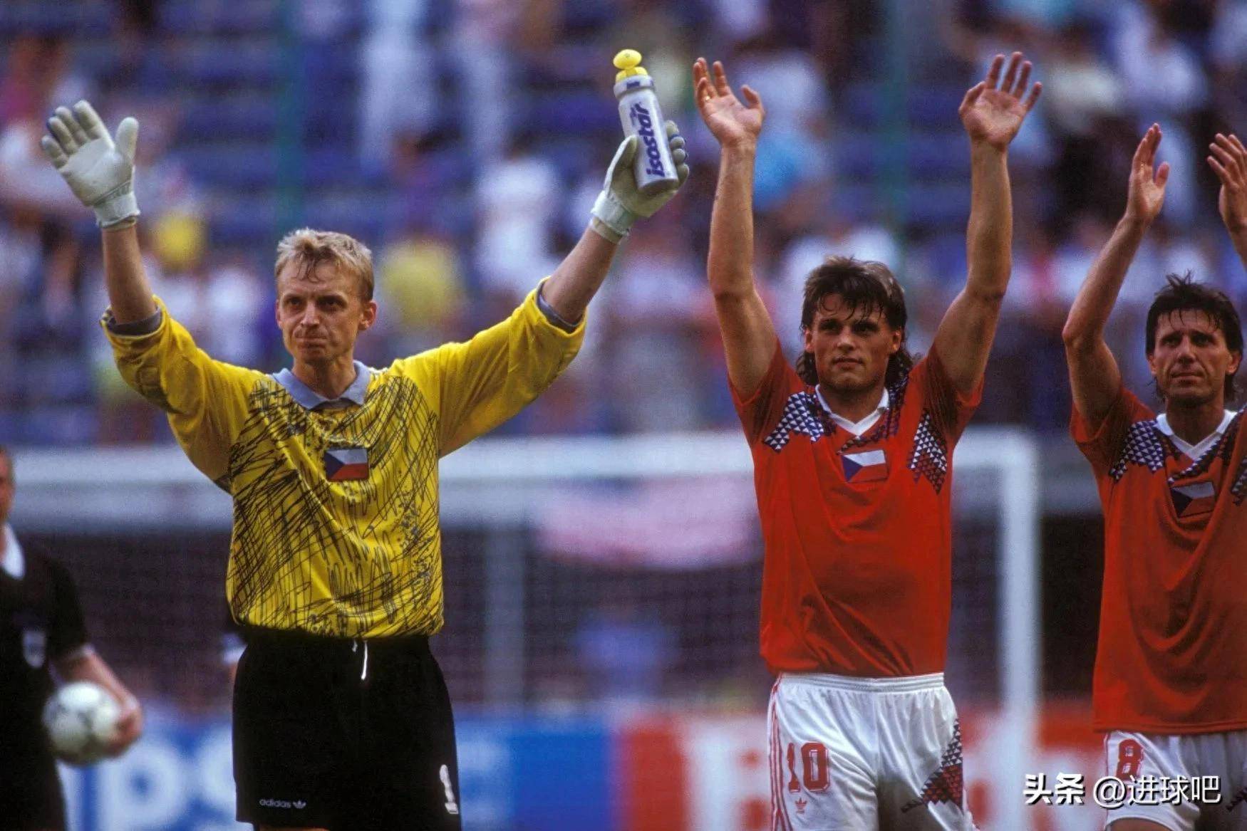 捷克国家队取得关键胜利，小组前进