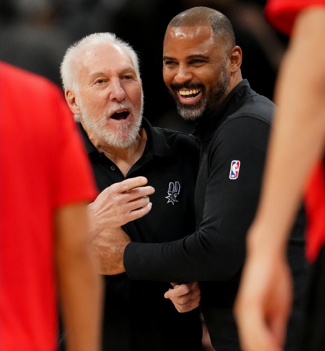 伯恩茅斯捉襟见肘，难挽败局