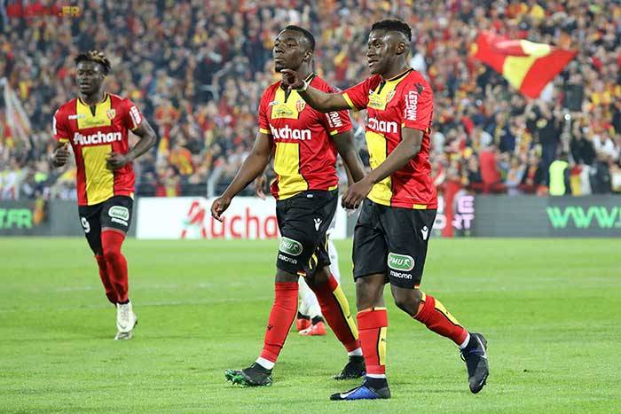 关于朗斯队主教练表示球队正处于一个良好状态的信息