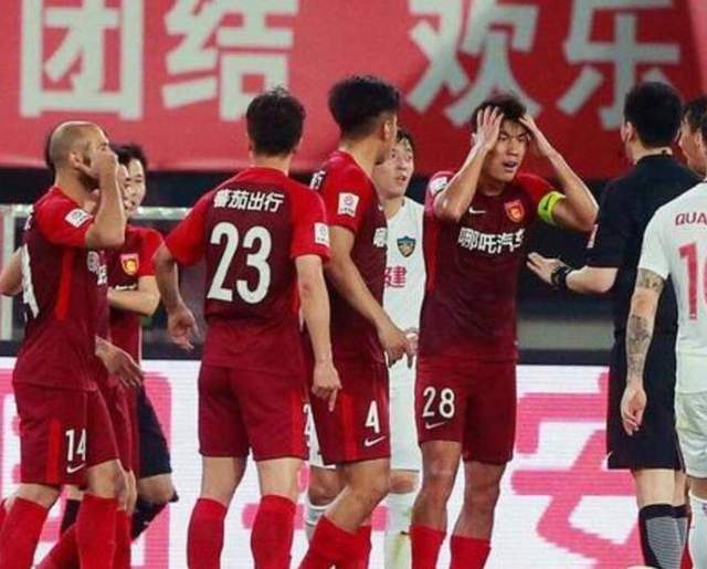 包含江河北队客场无缘胜利，表现有待提升的词条