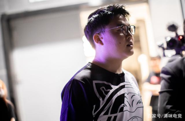 DRX险胜KT，Bin开启传奇时刻宿敌对决八强赛，锁定晋级资格的简单介绍