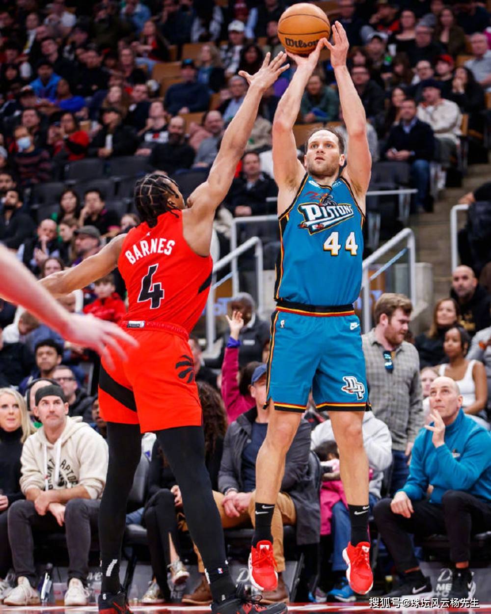 猛龙主场晋级打开局面卡连德加盟后变得更强大