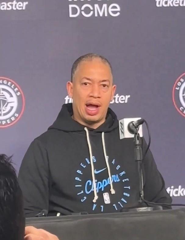 关于快船主场击败老鹰，乔治砍下30分的信息