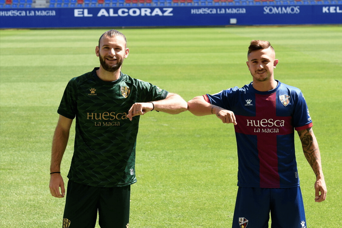 包含平局结束，巴拉多利德客场撕平韦斯卡的词条