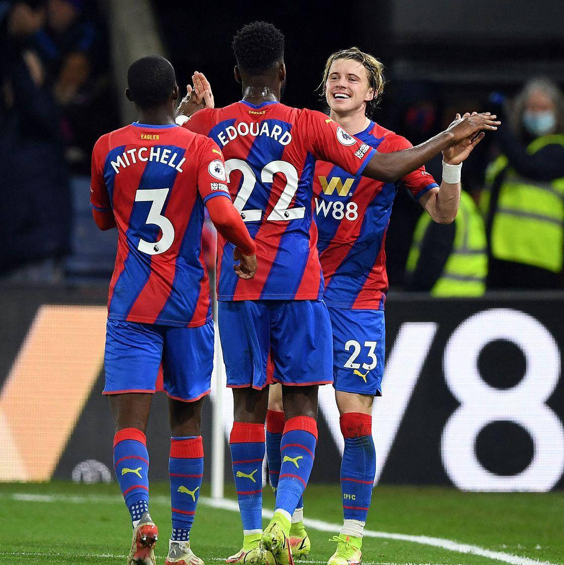 水晶宫客场大胜对手，球队状态趋于上升