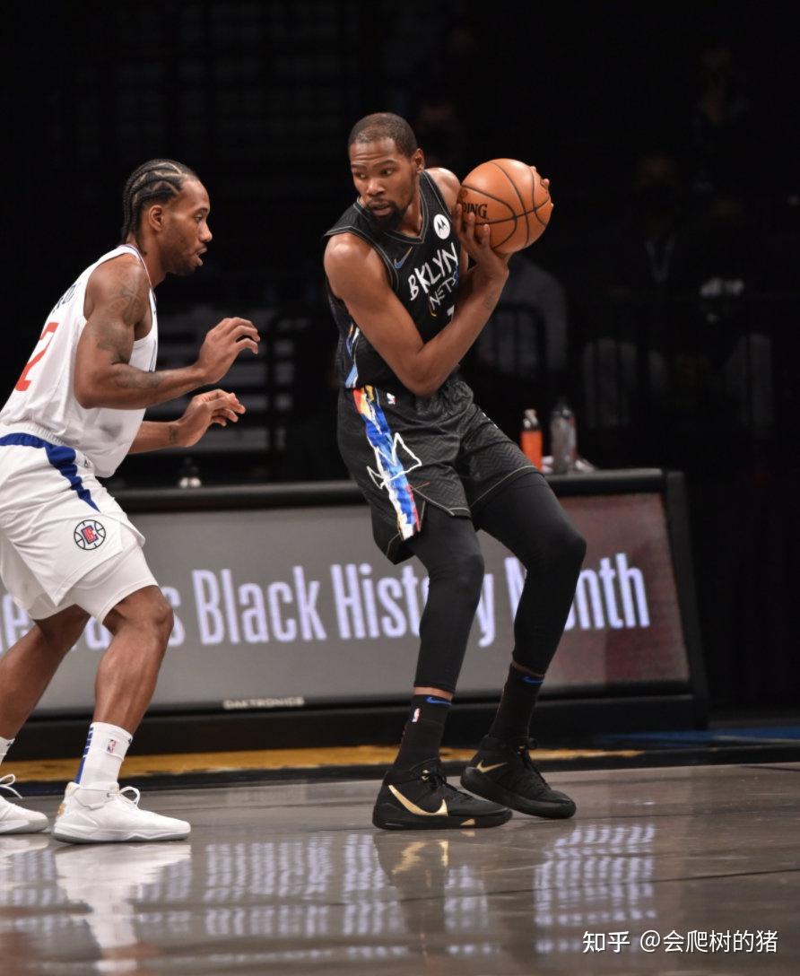 包含上海队险胜篮网，欧文状态火热的词条